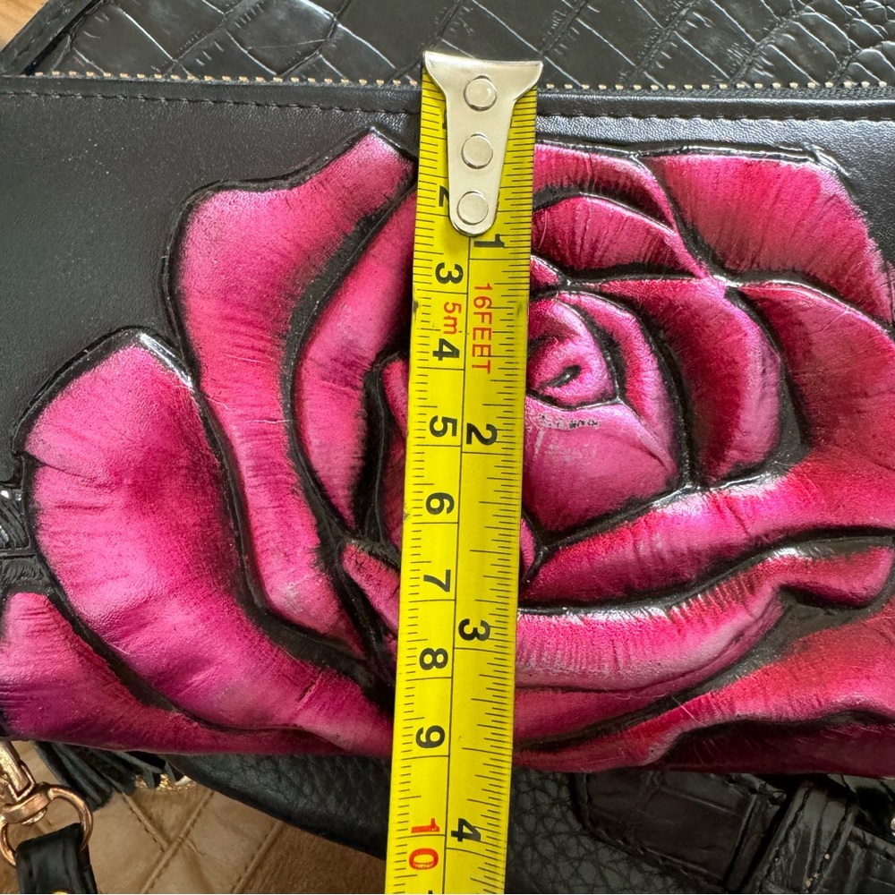 Rose Wallet - Picture 11 of 11